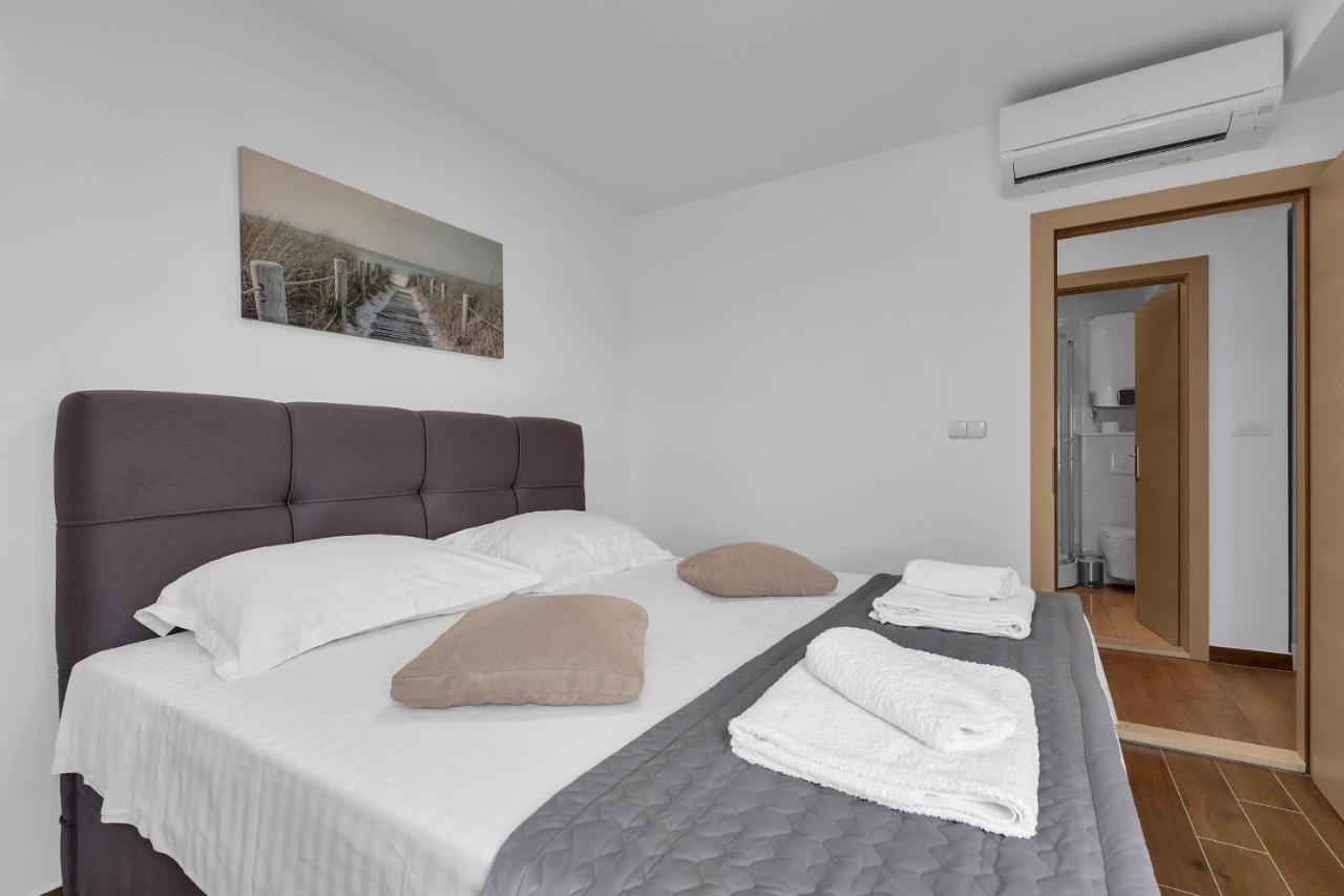 Ivan Sea View Apartment Makarska Eksteriør billede
